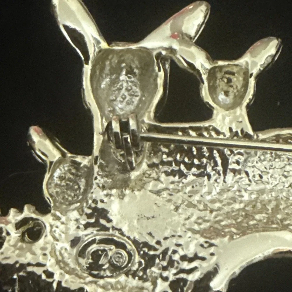 Vintage Danecraft Deer Fawn Doe Brooch 1980s Brushed Gold Tone Pin Signed